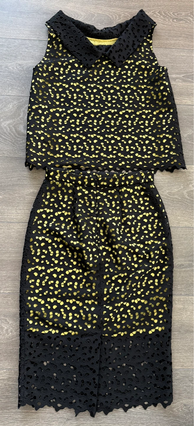 Authentic Boutique Moschino 2 piece Black & Yellow Lace Dress - photo 5