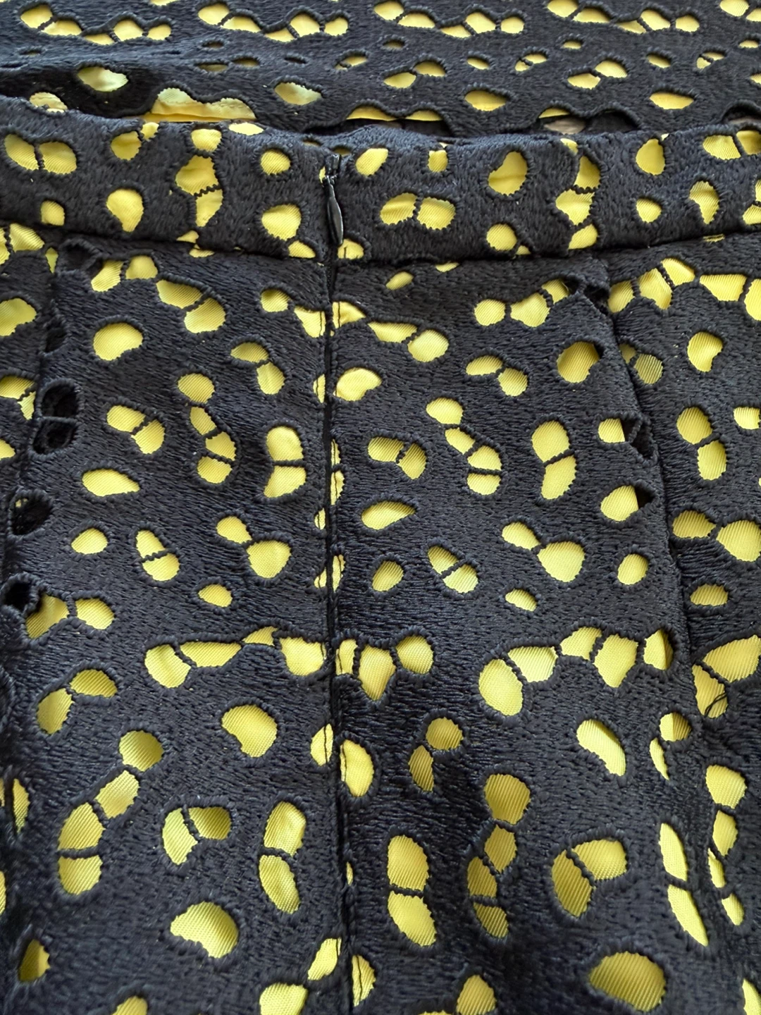 Authentic Boutique Moschino 2 piece Black & Yellow Lace Dress - photo 4