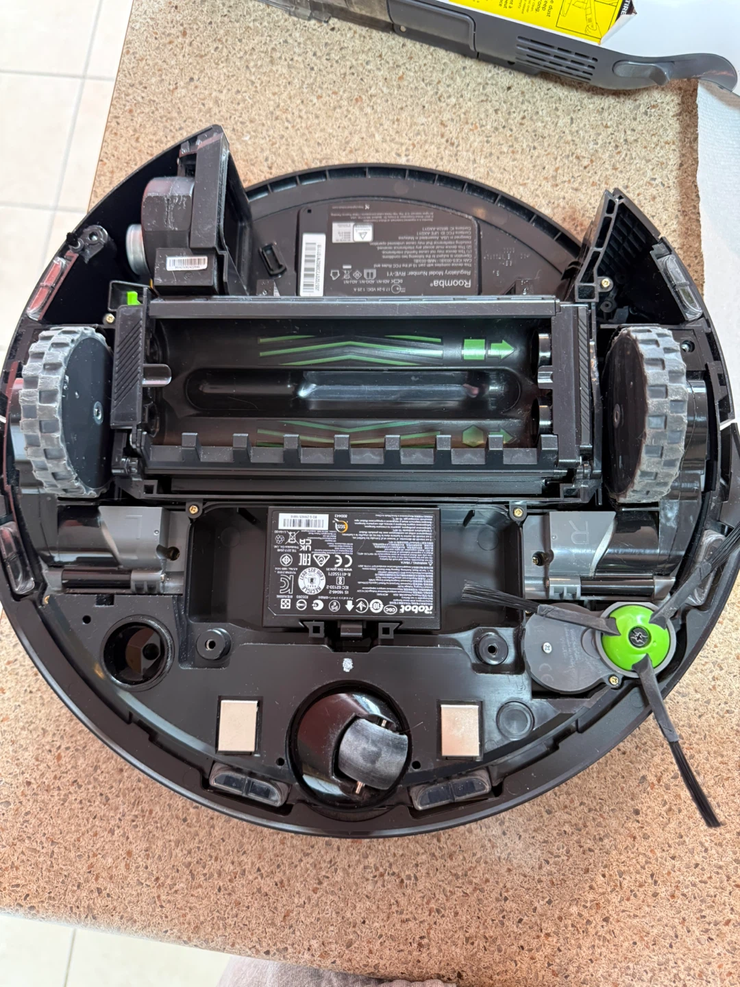 iRobot Roomba Combo j5+ Robot Vacuum & Mop - photo 4
