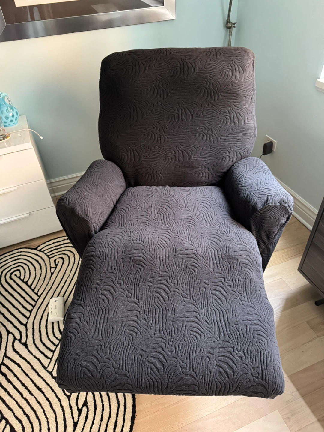 Recliner and slipcover - photo 2