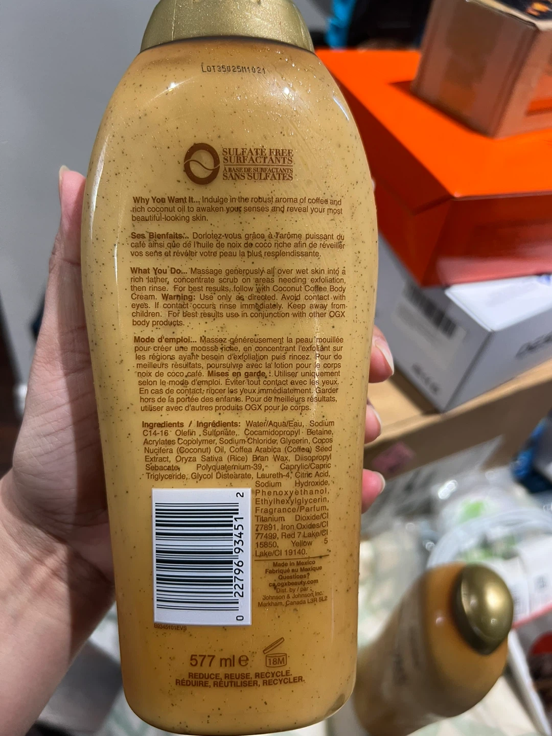 OGX Coconut Coffee Scrub & Wash 19.5 fl oz - photo 3