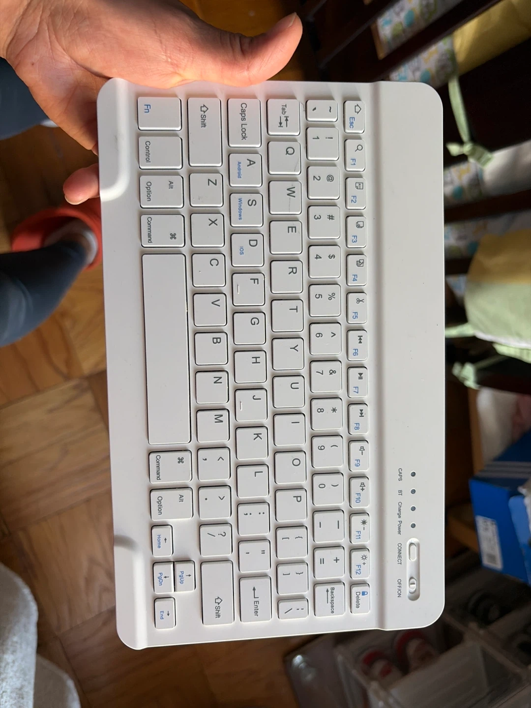 White Wireless Bluetooth Keyboard