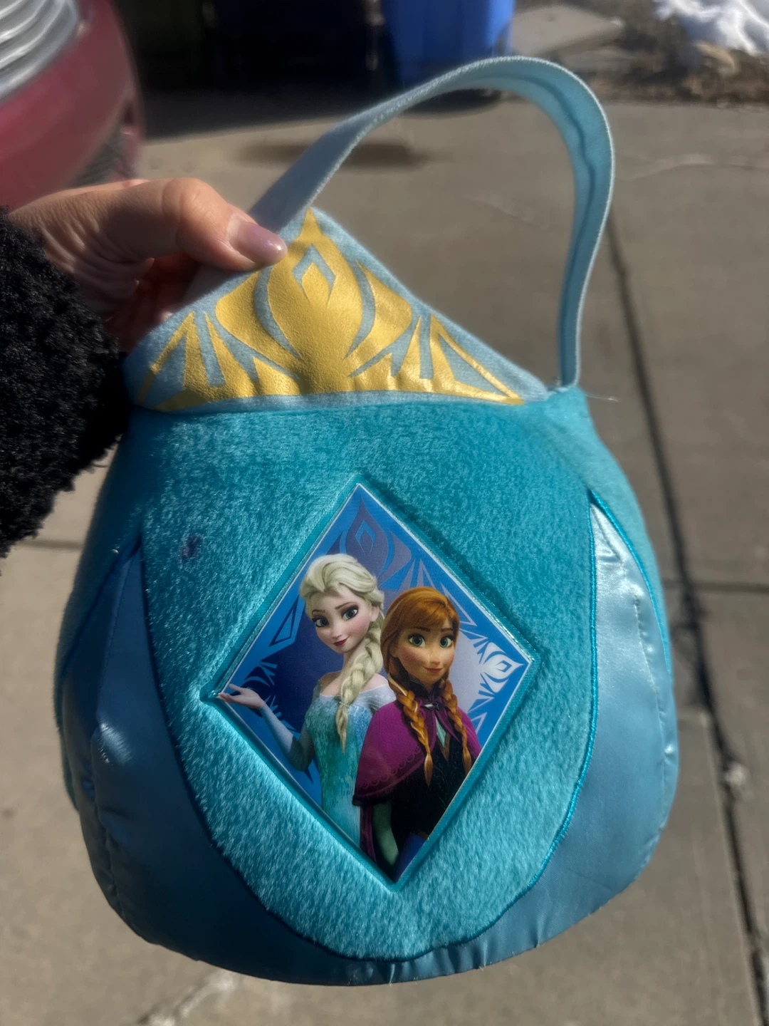 Disney Frozen Elsa & Anna Plush Easter Basket - photo 2
