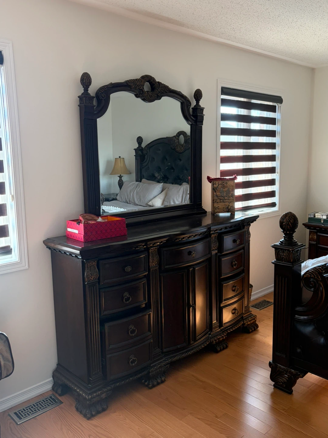 Dark Wood Bedroom Set - Bed, Dresser, Nightstand - photo 4