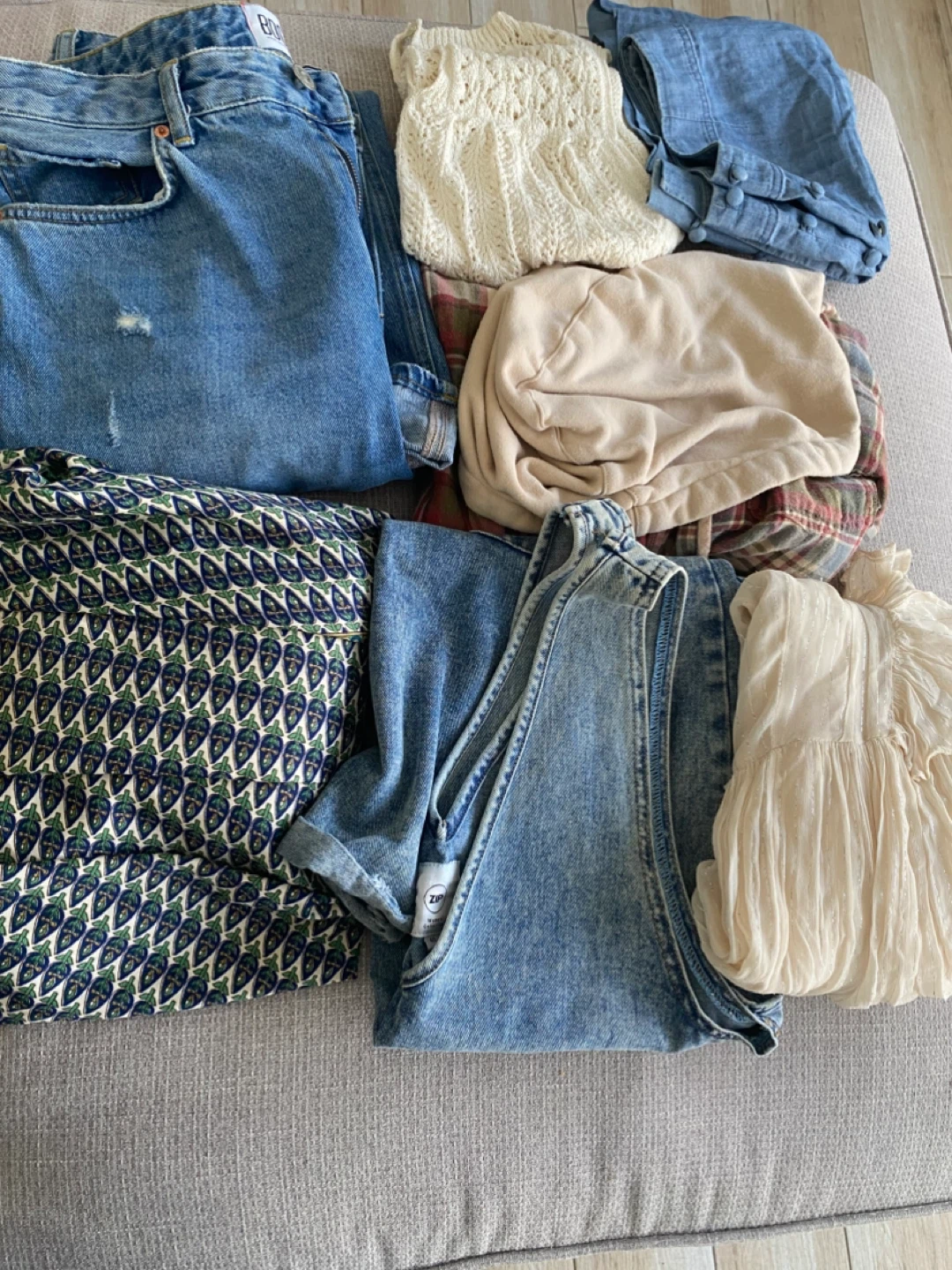 7 pc Women’s Clothing Bundle s-m