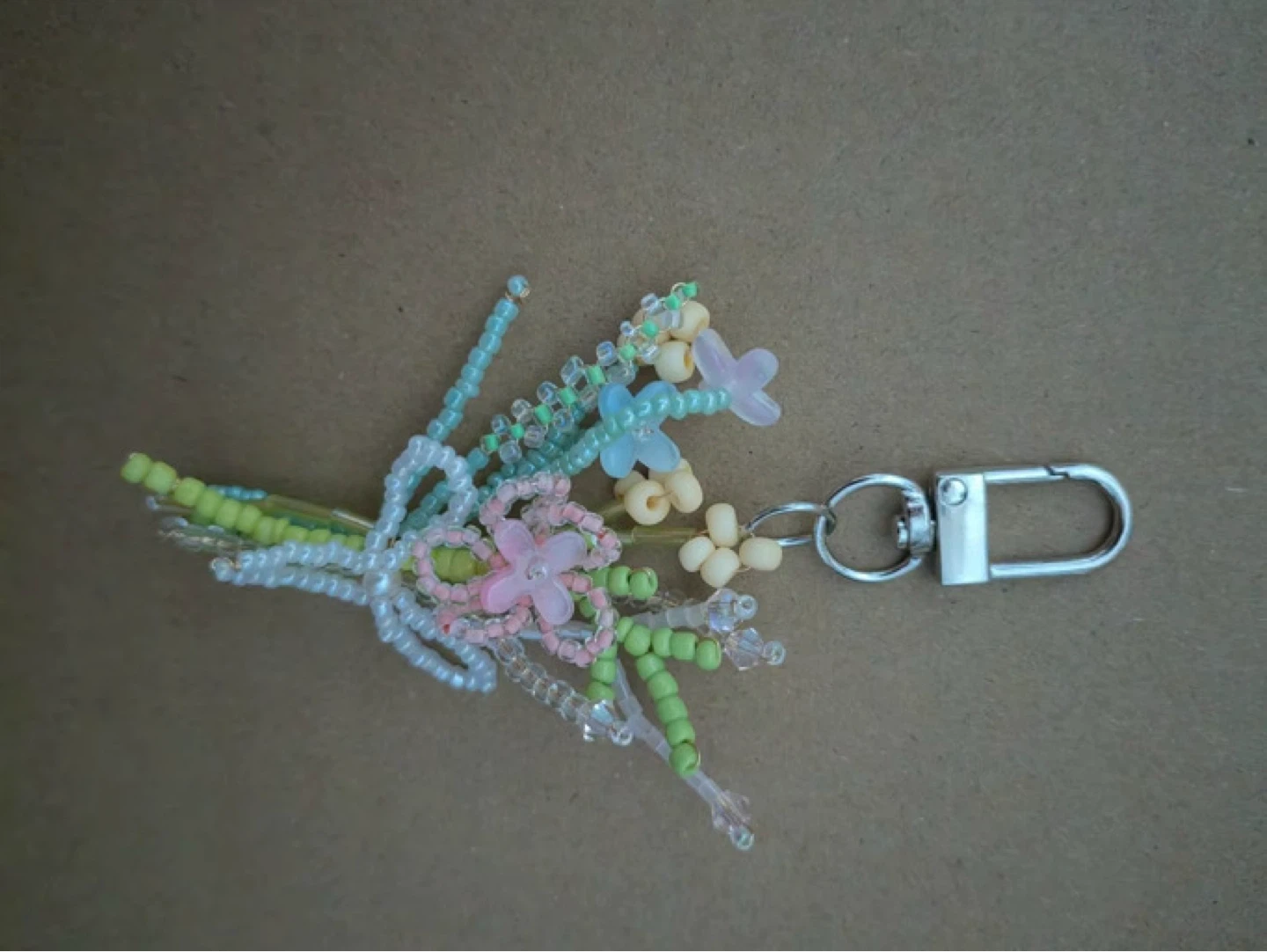 Beaded Flower Bouquet Keychain - photo 3