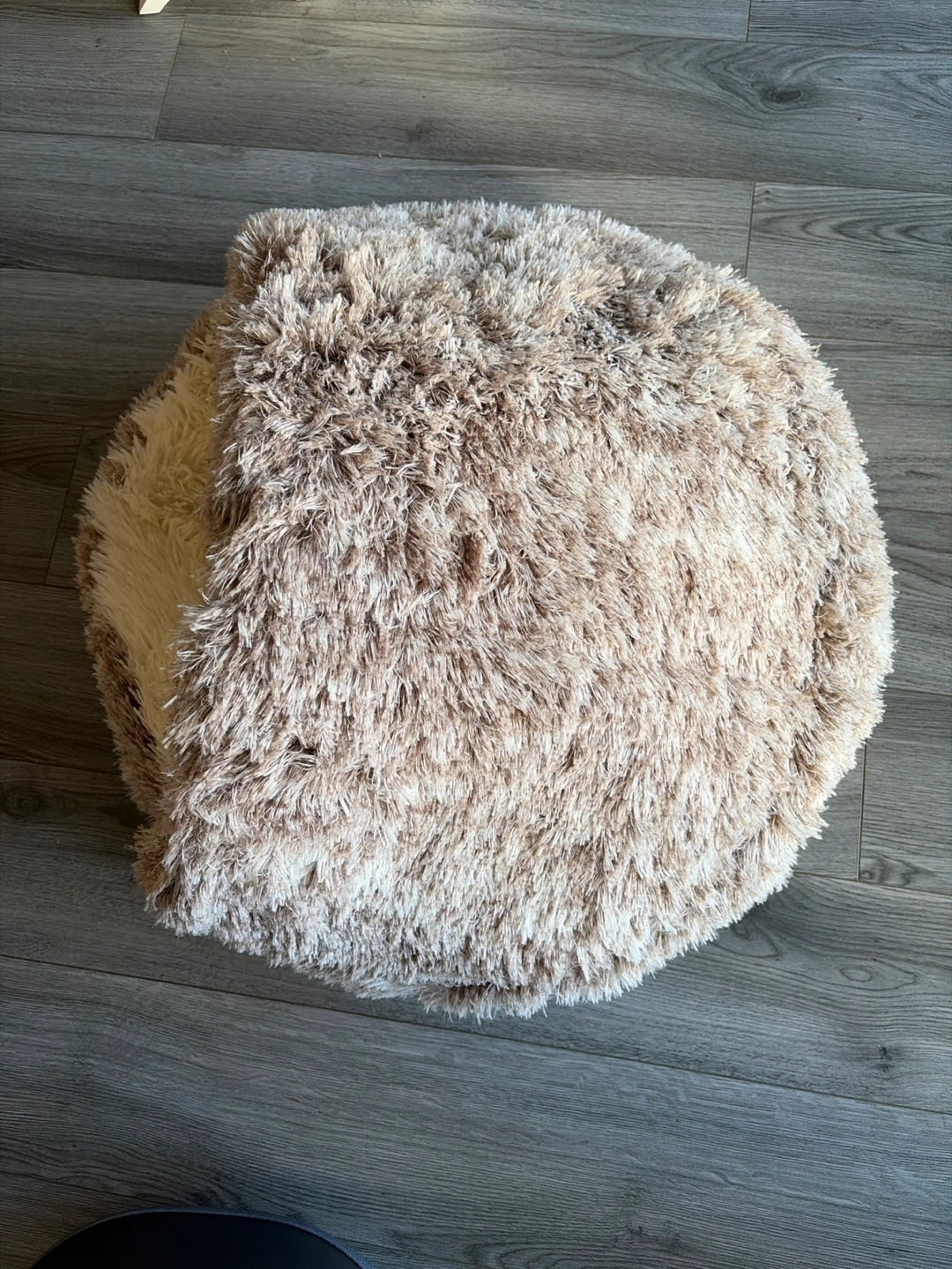 Barely used hooded dog bed - photo 3