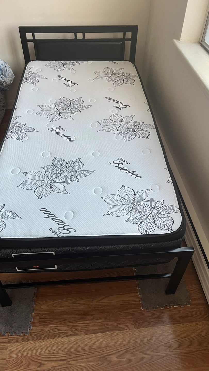 Mattress and twin metal bed - photo 2