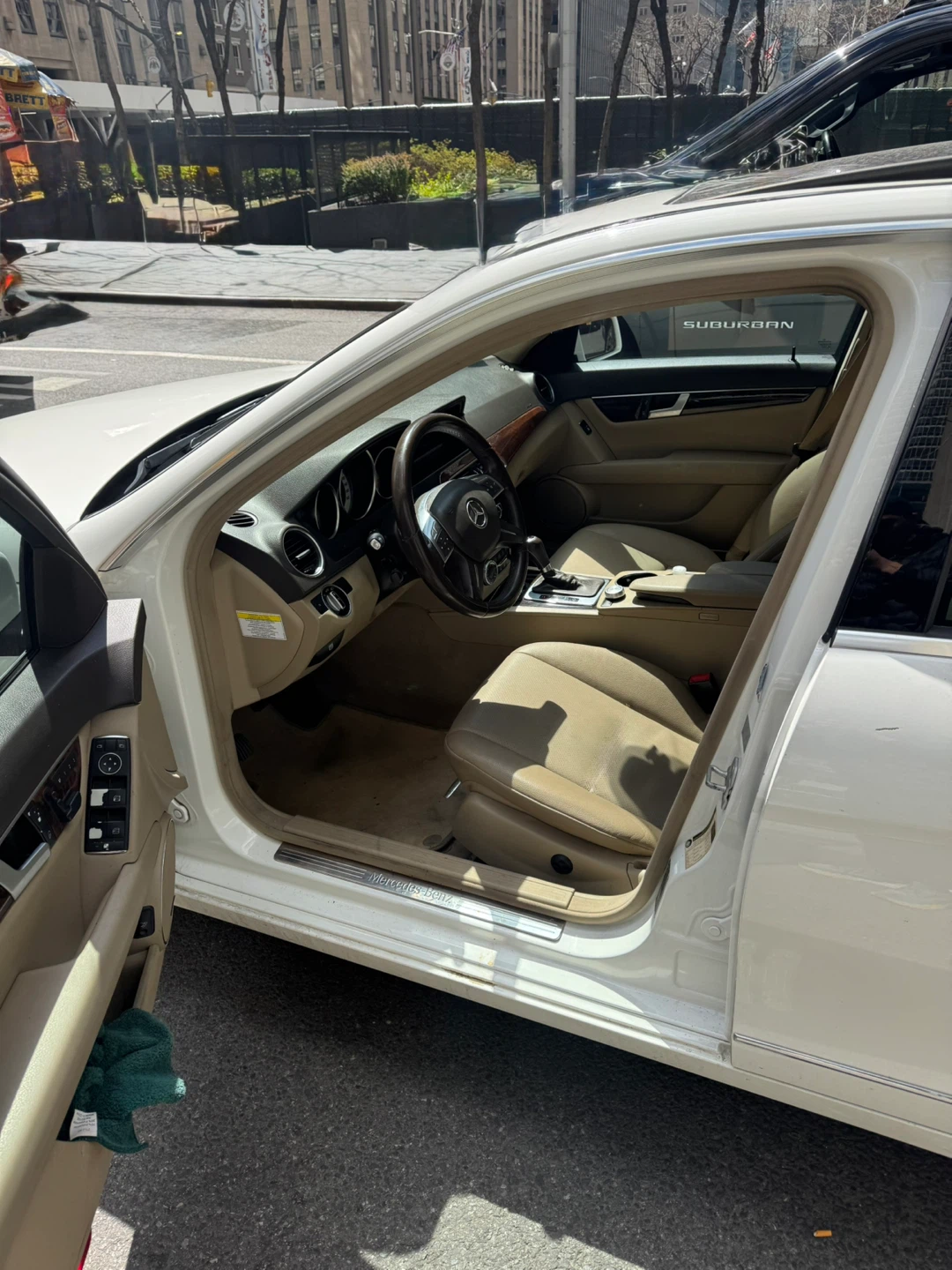 White Mercedes-Benz Sedan c250 sport - photo 3