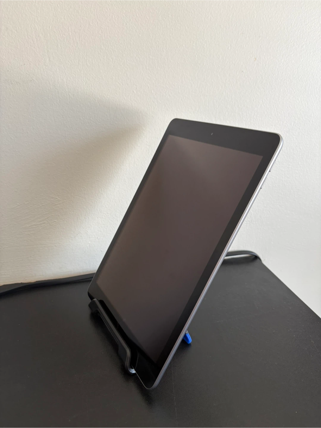 iPad  (6th generation)