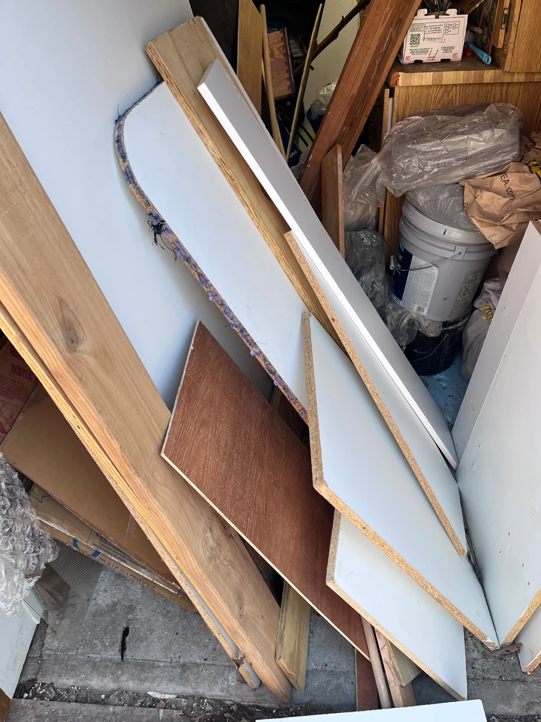 Assorted melamine wood and laminate sheets - photo 2