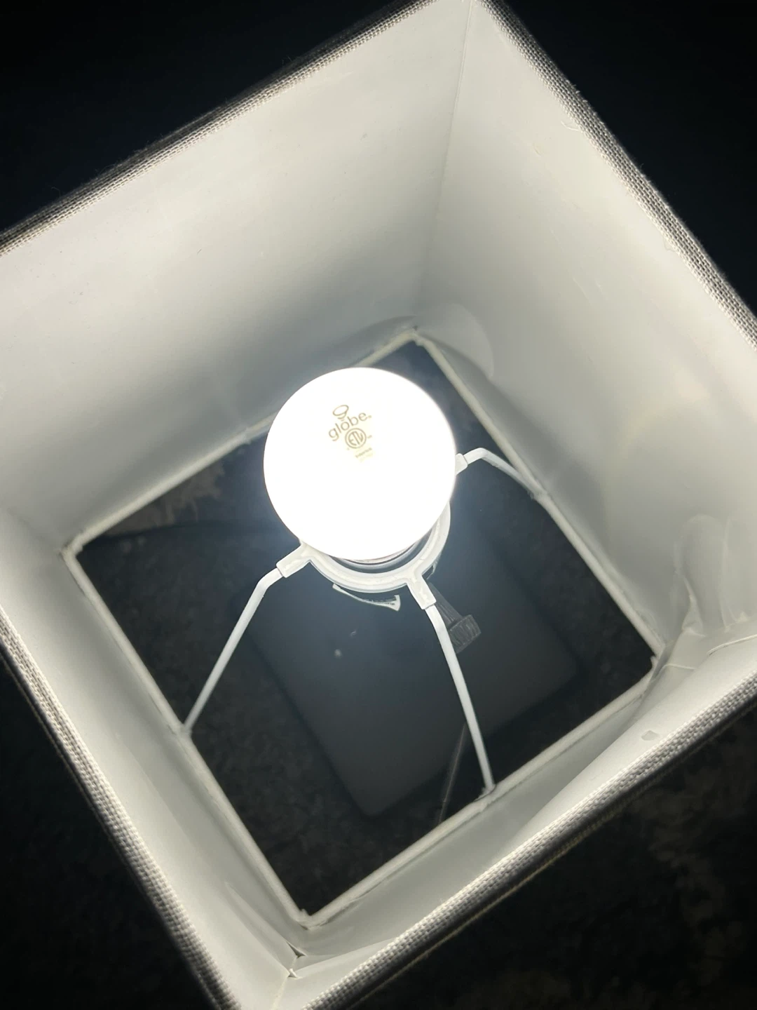 HOMETRENDS Accent Lamp - photo 2