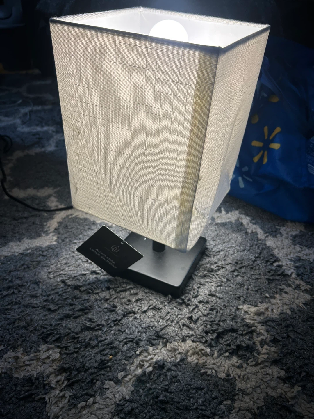 HOMETRENDS Accent Lamp - photo 3