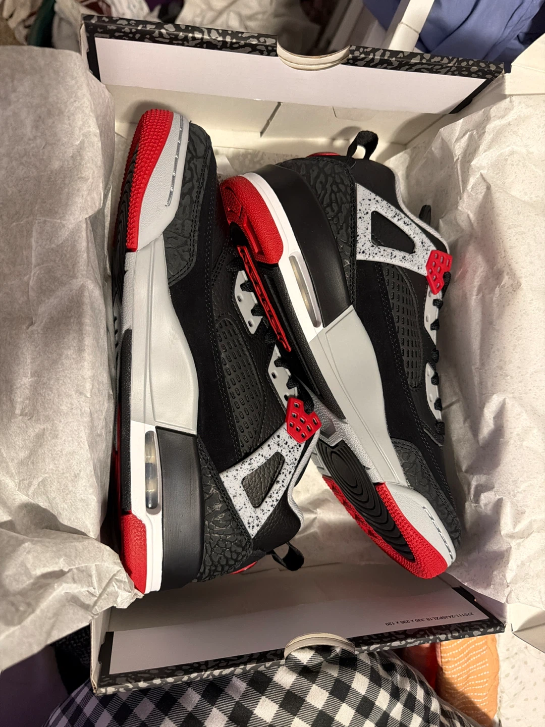 Jordan 3 Retro Sneakers