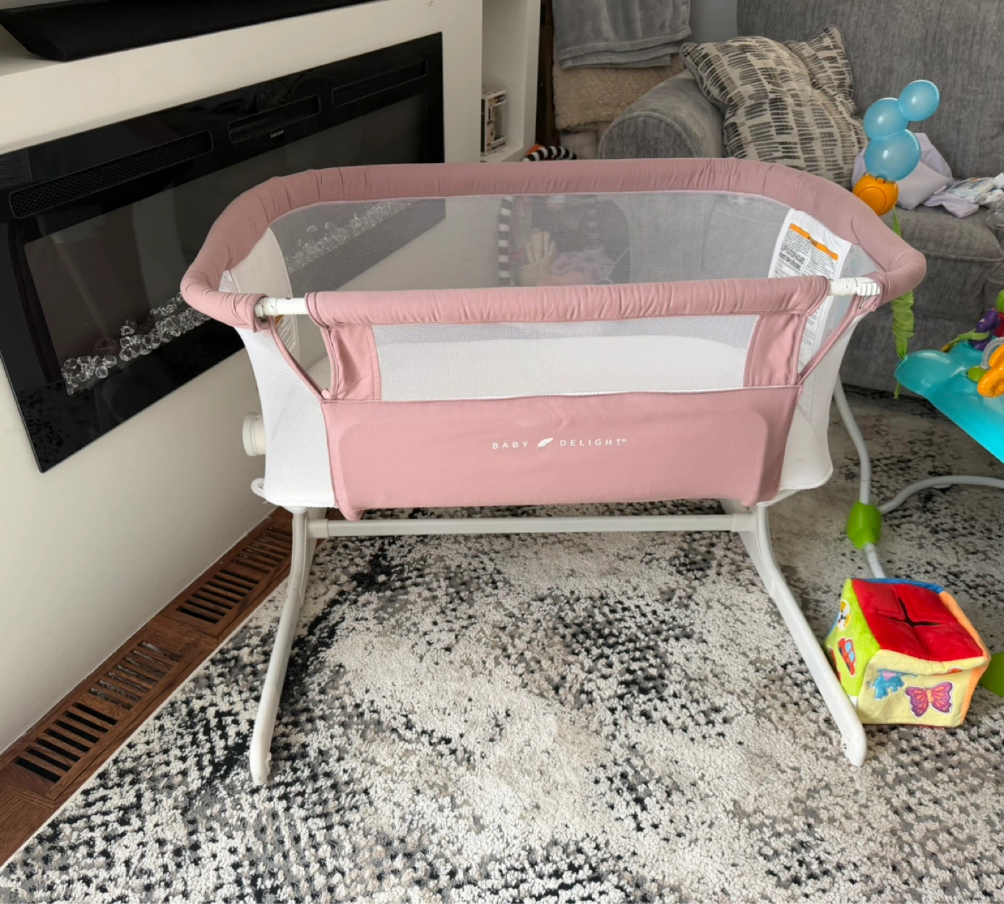 Baby Delight Beside Me Sleeper Bassinet - photo 3