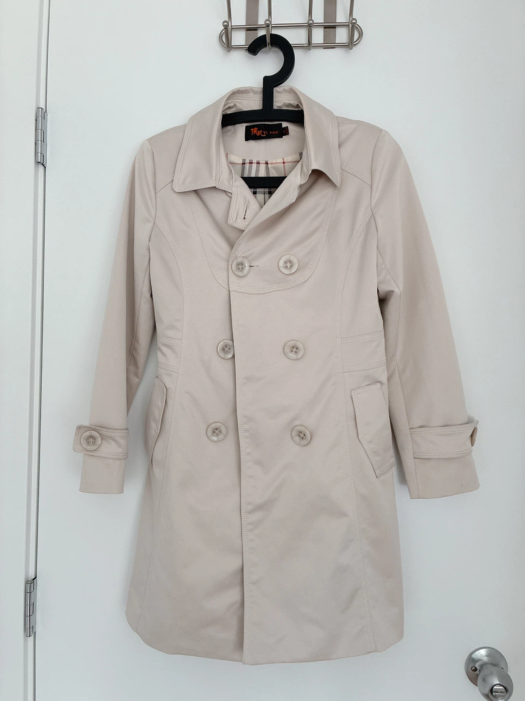 Yi Fan Beige Trench Coat Size M
