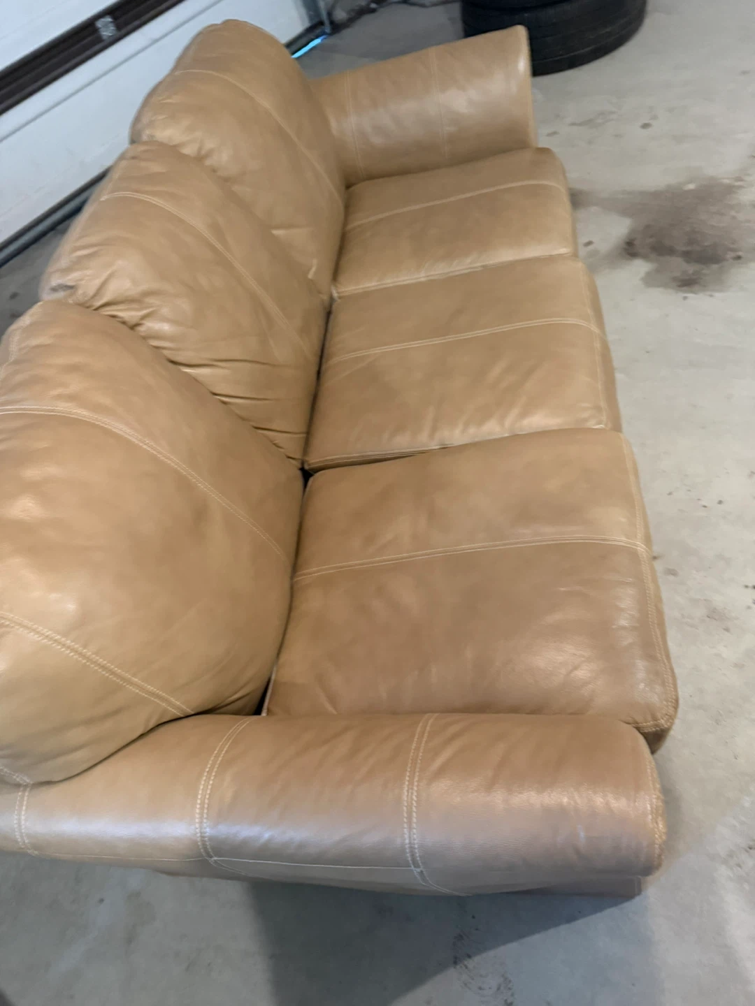 Leather Sofas- 2 piece- one with 3 seats and 2nd with 2 seats - photo 5