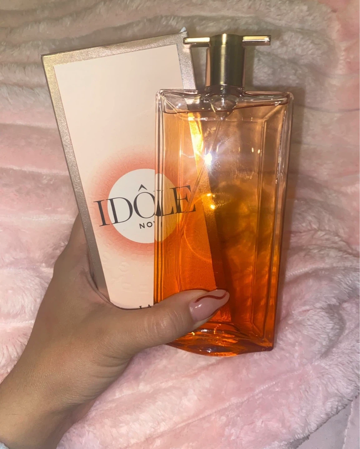 Perfumes - photo 2