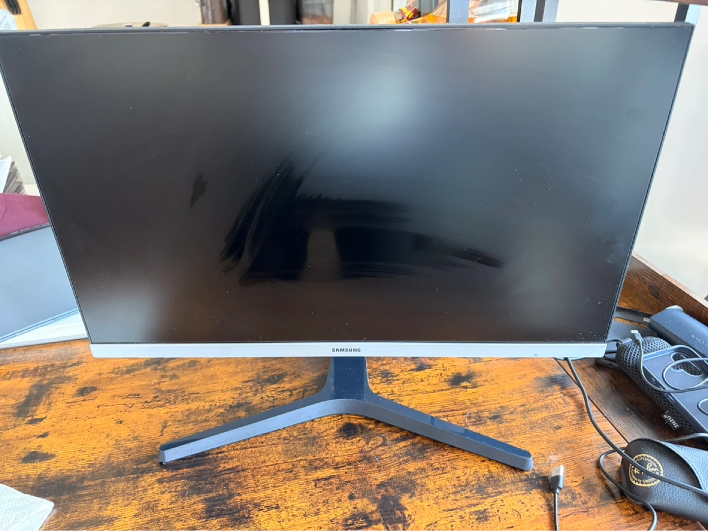 Samsung Monitor 24”