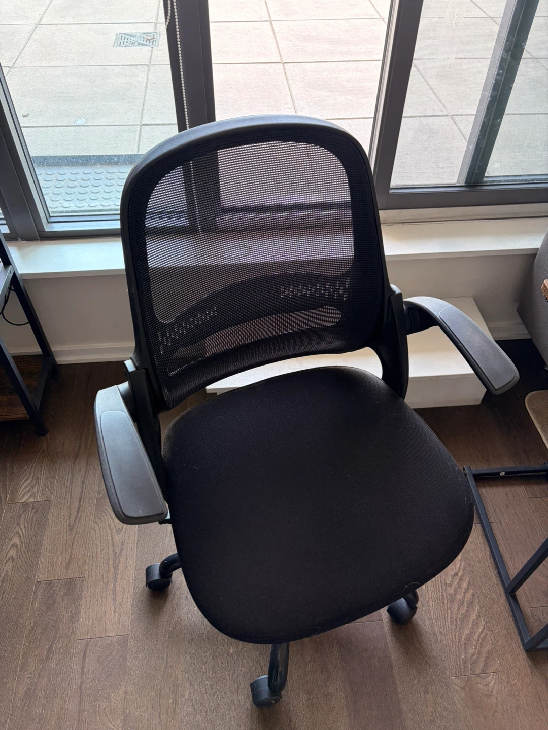 Black Mesh Office Chair with Padded Seat