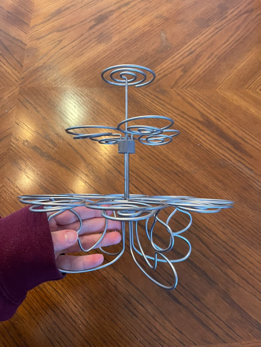 Silver Wire Cupcake Stand - photo 2