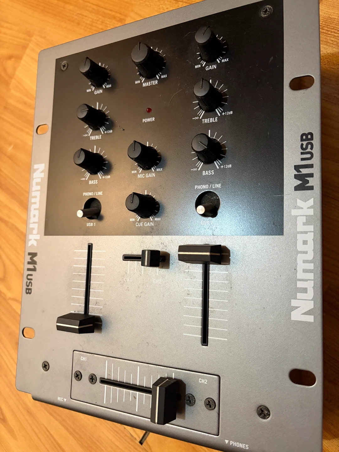 Numark M1USB 2-Channel DJ Mixer