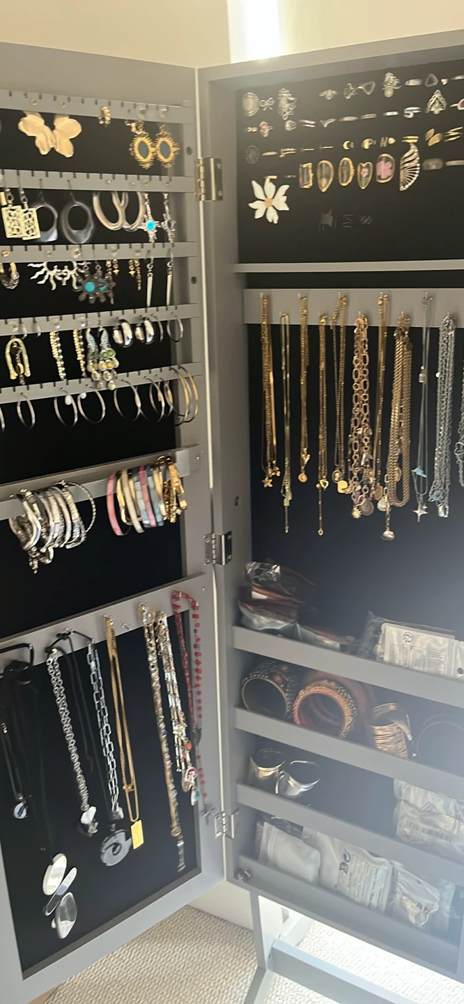 Standing Jewellery Armoire Mirror - photo 2