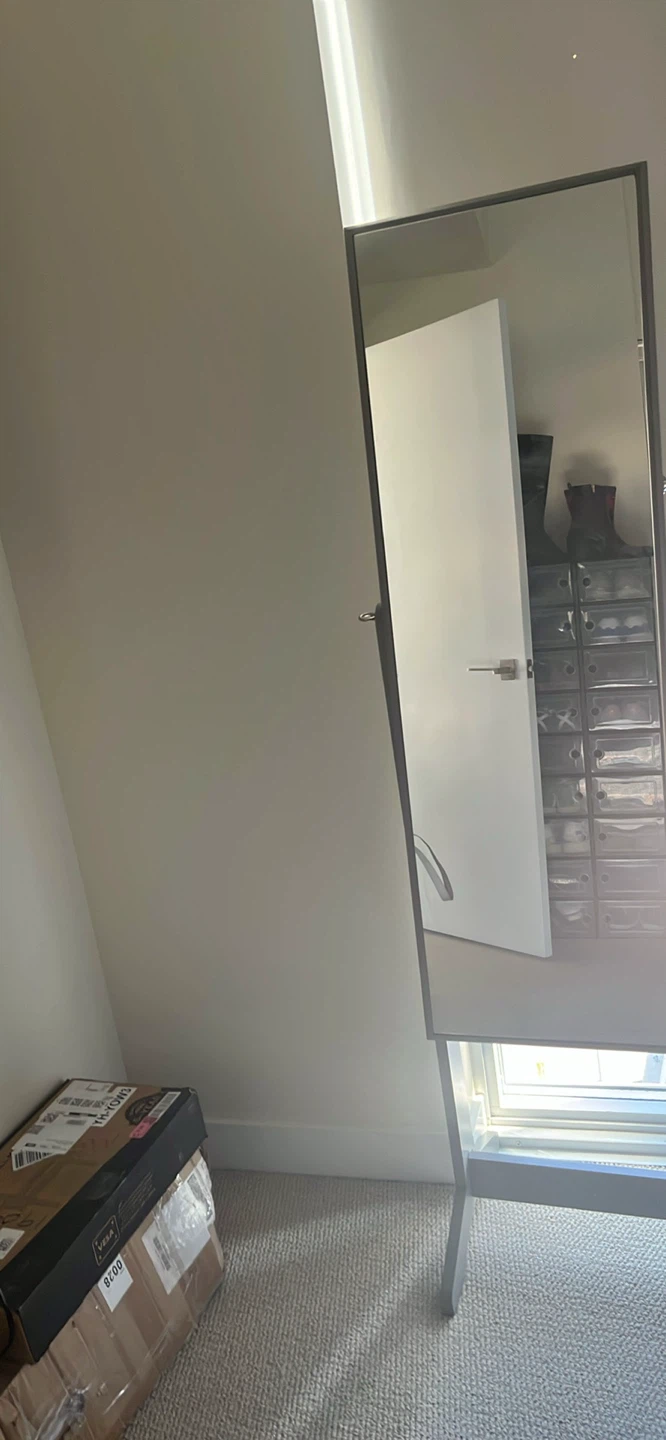 Standing Jewellery Armoire Mirror - photo 3