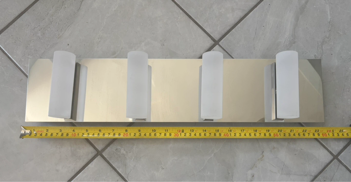 Eurofase Lighting 4-Light Bath Bar Vanity light