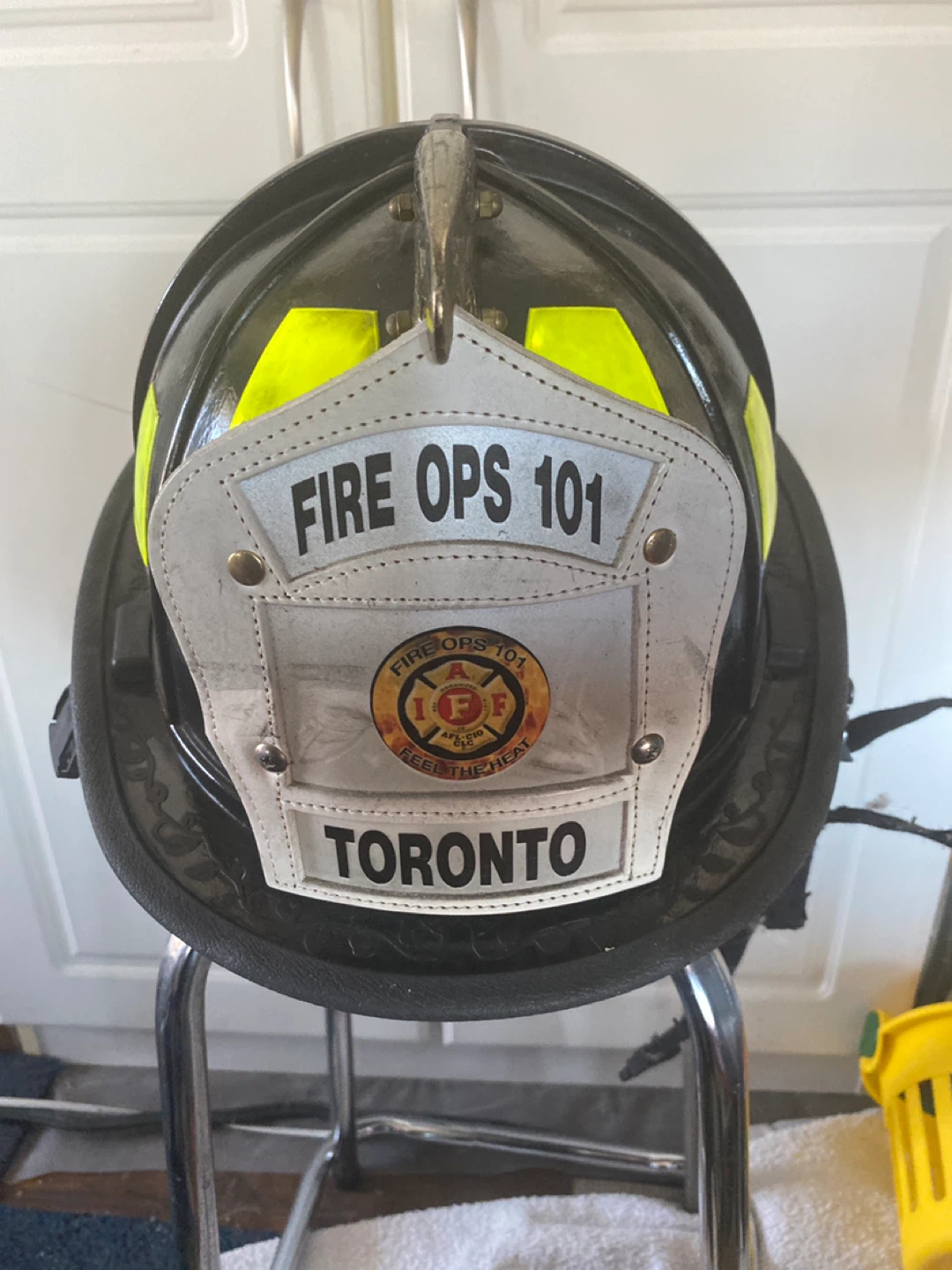 Fire Ops 101 Toronto Firefighter Helmet with Goggles - photo 2