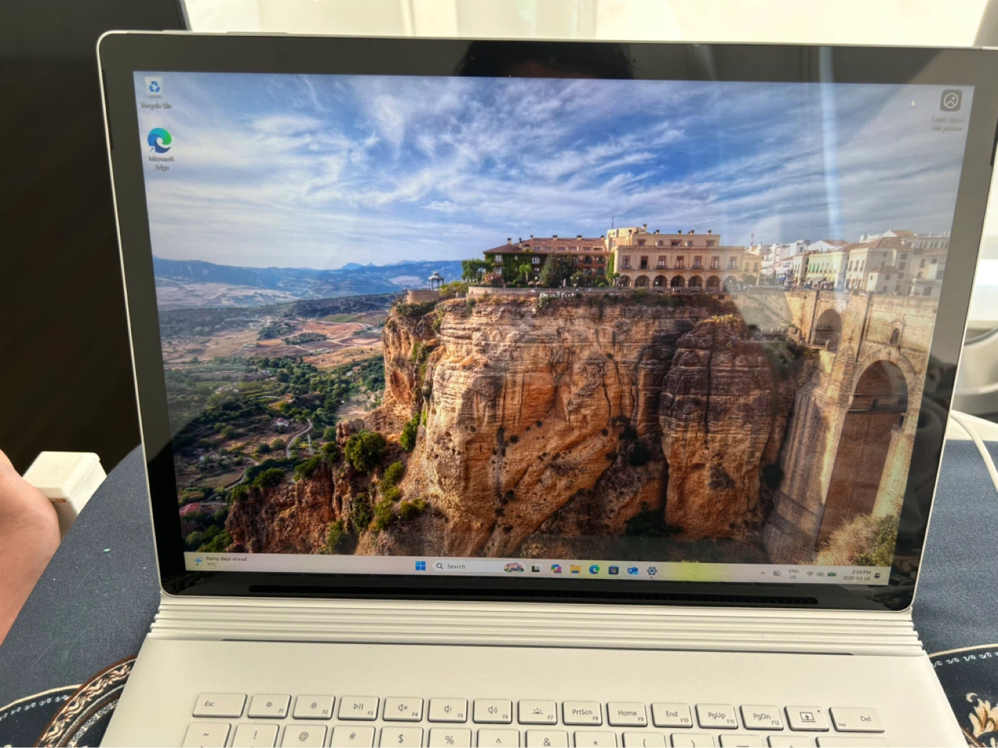Quick Sale 🎉Microsoft Surface Book 2- 15”- i7 -1TB - photo 2