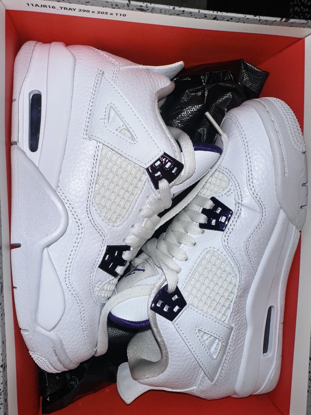 Jordan 4 Retro Shoes grade school - photo 5
