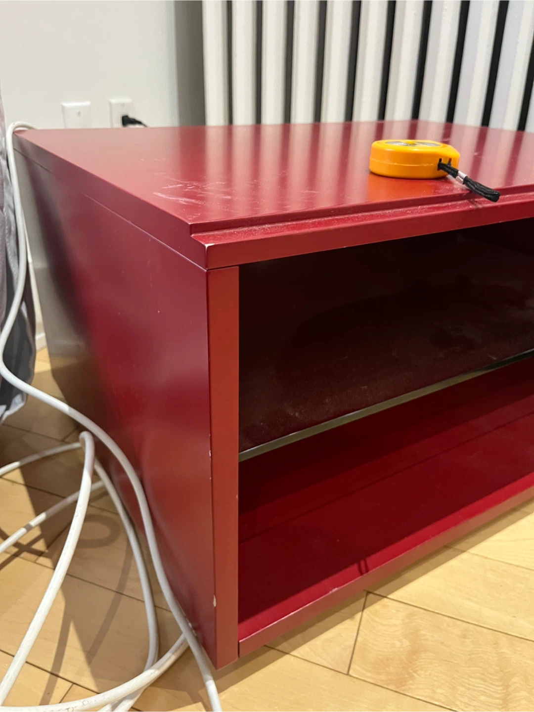 Red media console with glass shelf - photo 3