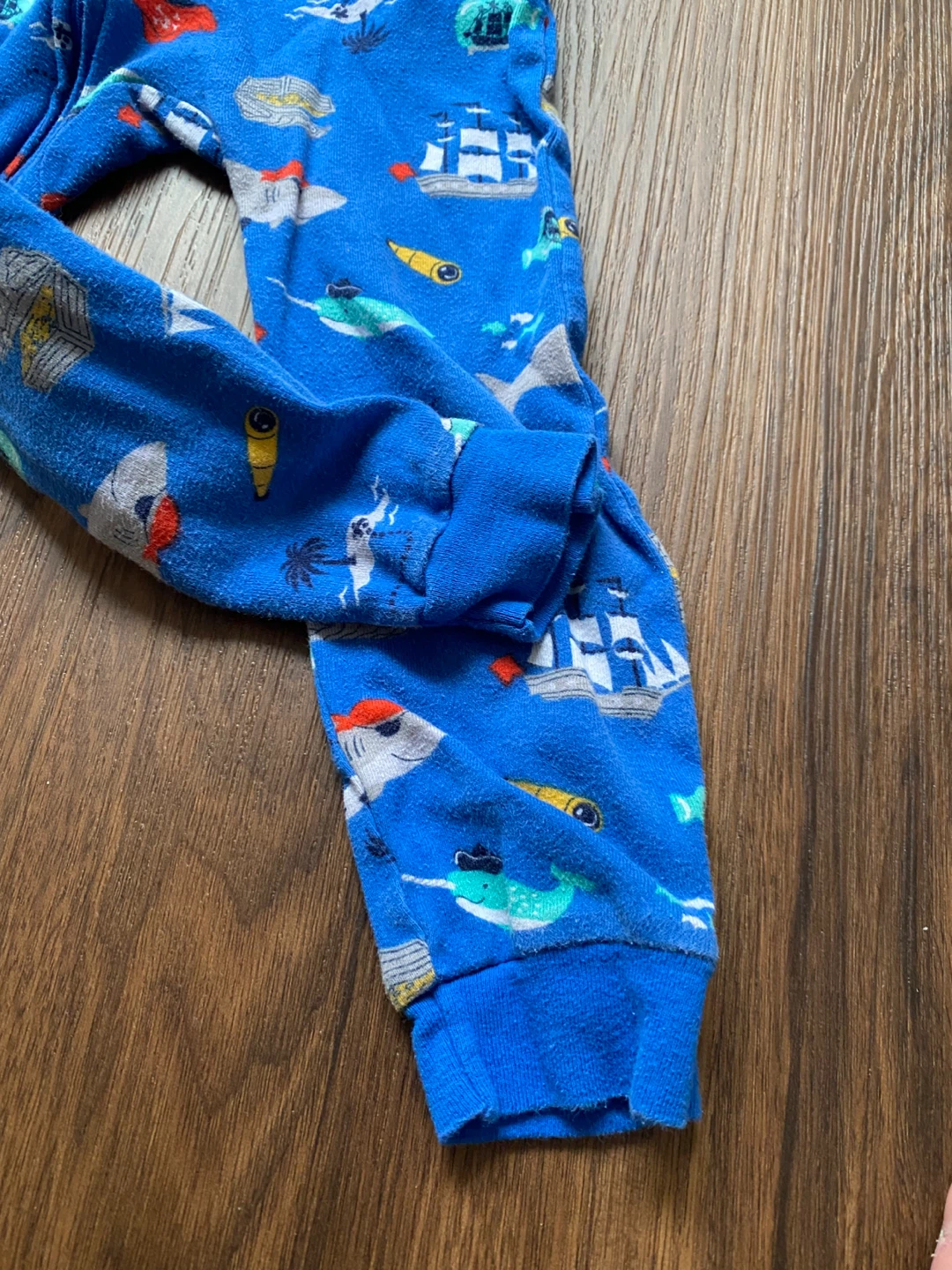 Simple Joys by Carter's Shark & Ship Pajamas - Size 4T - photo 4