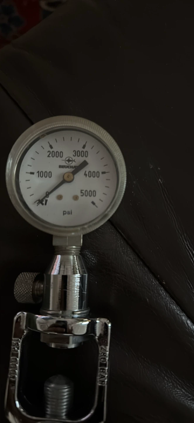 Scuba Tank Pressure Gauge