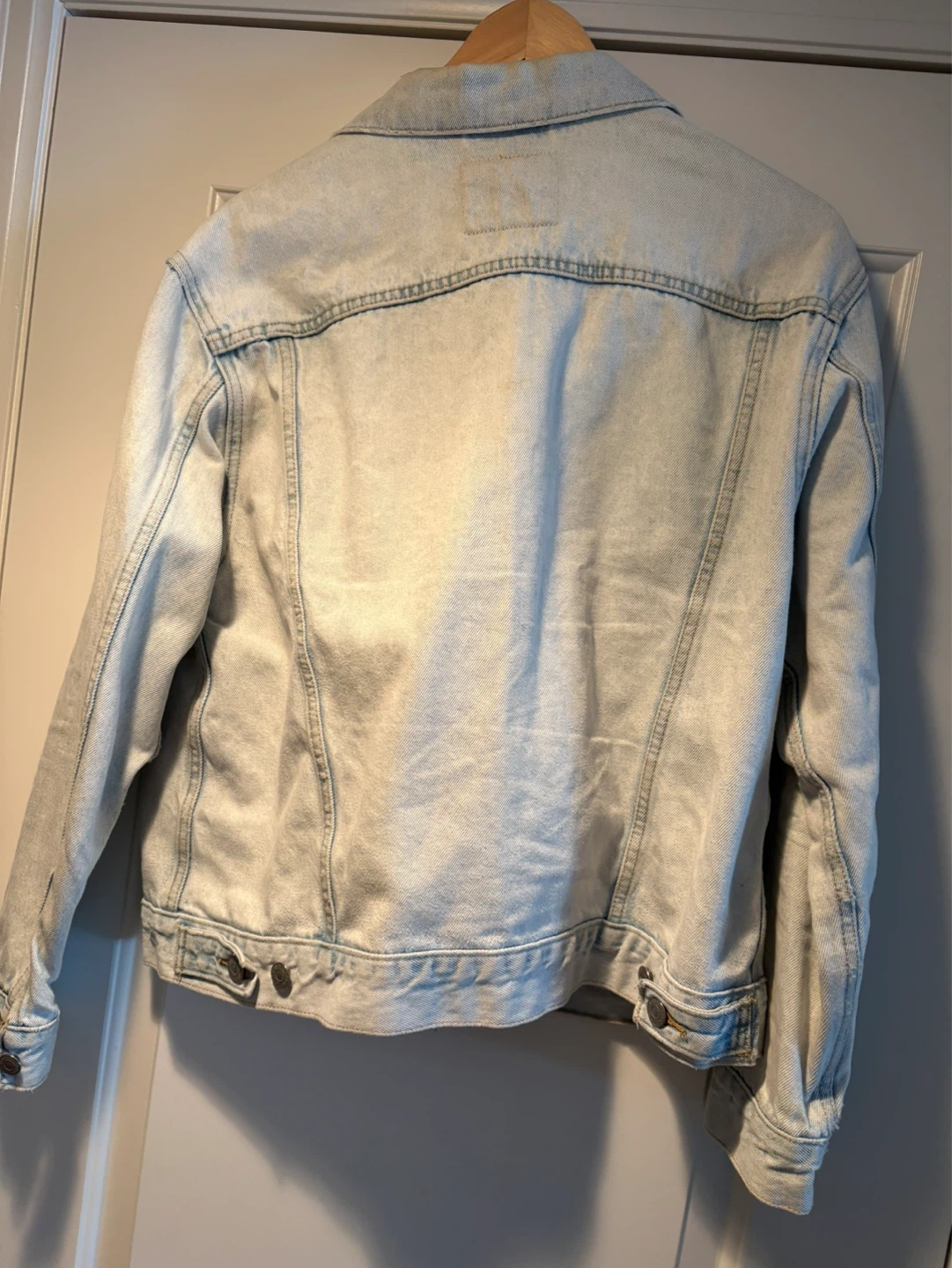 Levi’s light washed denim coat classic cut Large - photo 2