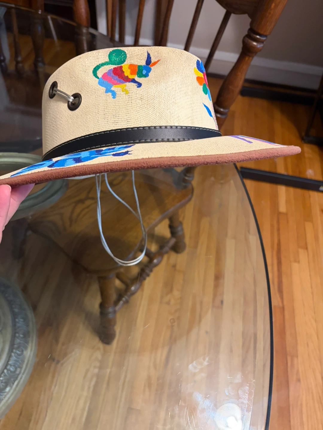 Beautiful handmade embroidered hat - Size M