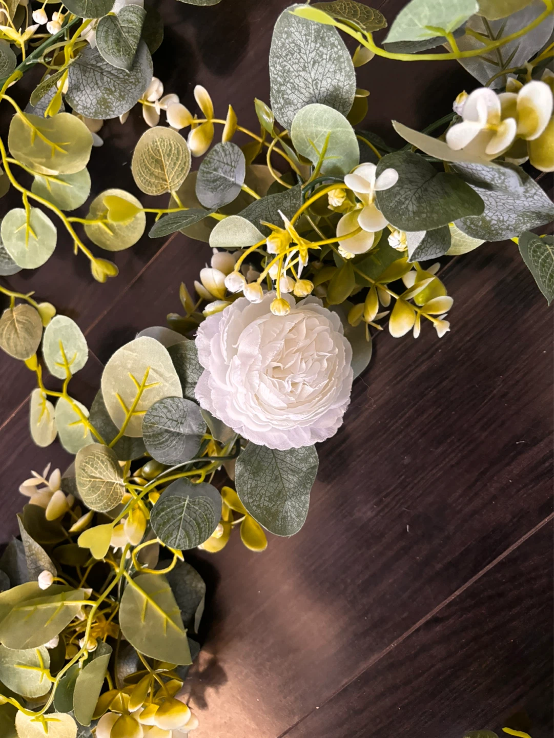 Artificial Eucalyptus Garland w/ white peonies - photo 4