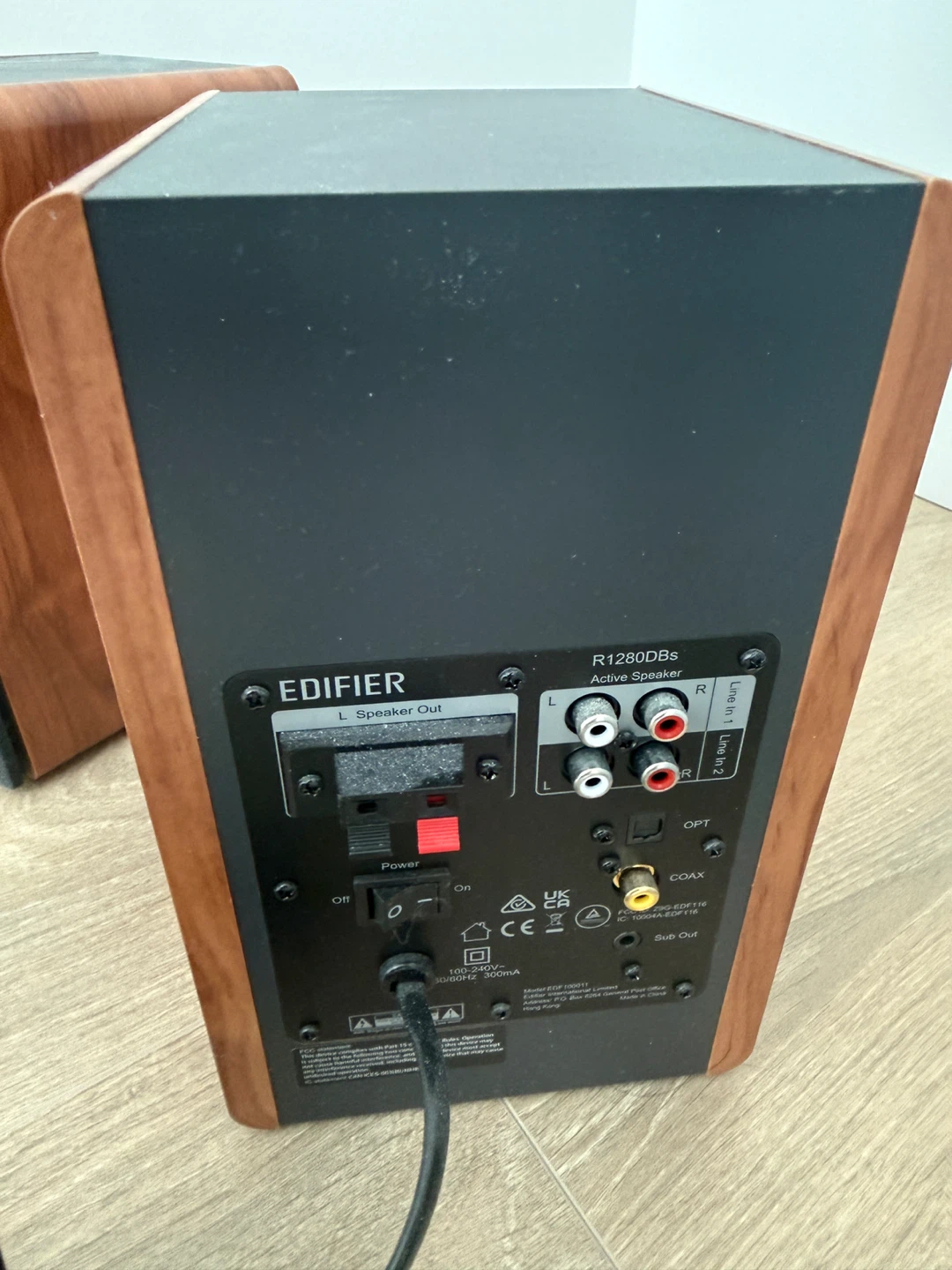 Edifier R1280DBs Active Speakers with Remote - photo 2