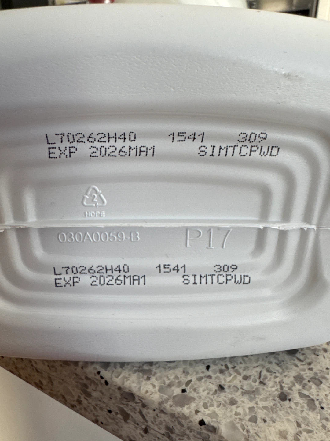 Similac Total 2'-FL Infant Formula - 837g - photo 2