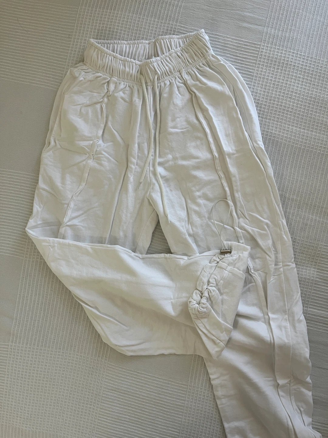White drawstring pants for summer