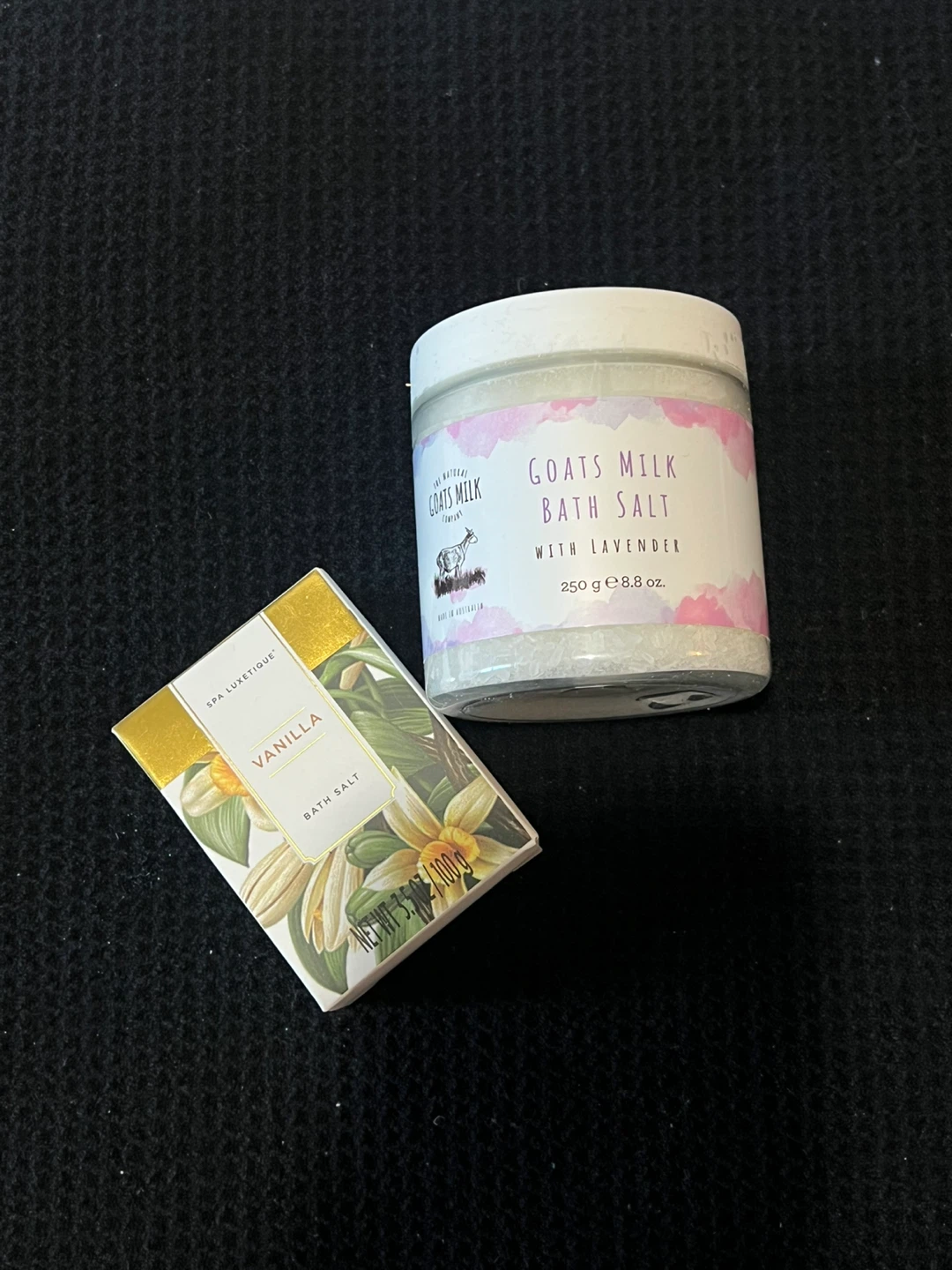 Spa Luxetique Vanilla & Goats Milk Lavender Bath Salts