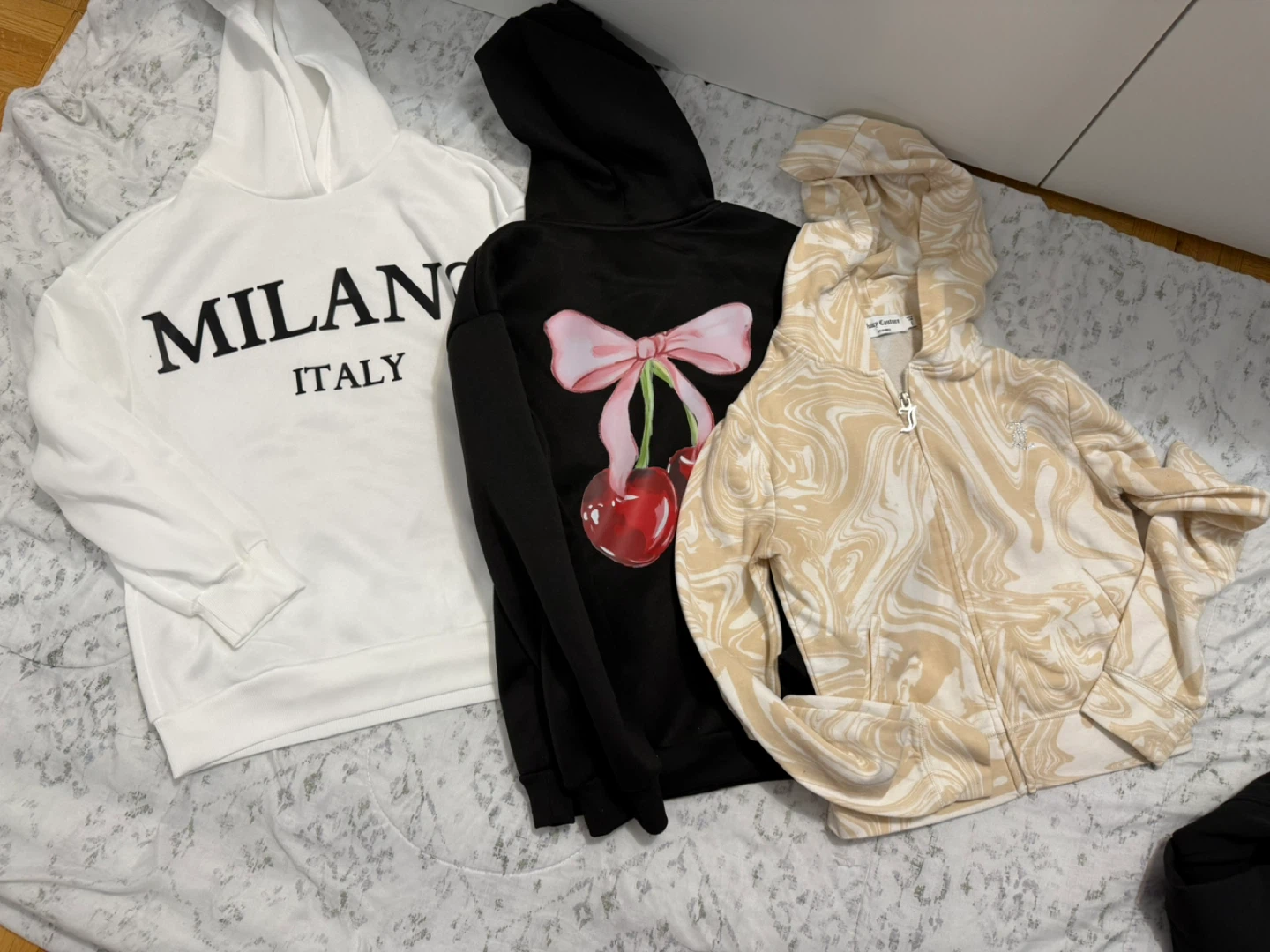 Assorted girl Tops and Outerwear Bundle 11-12 years old - photo 2