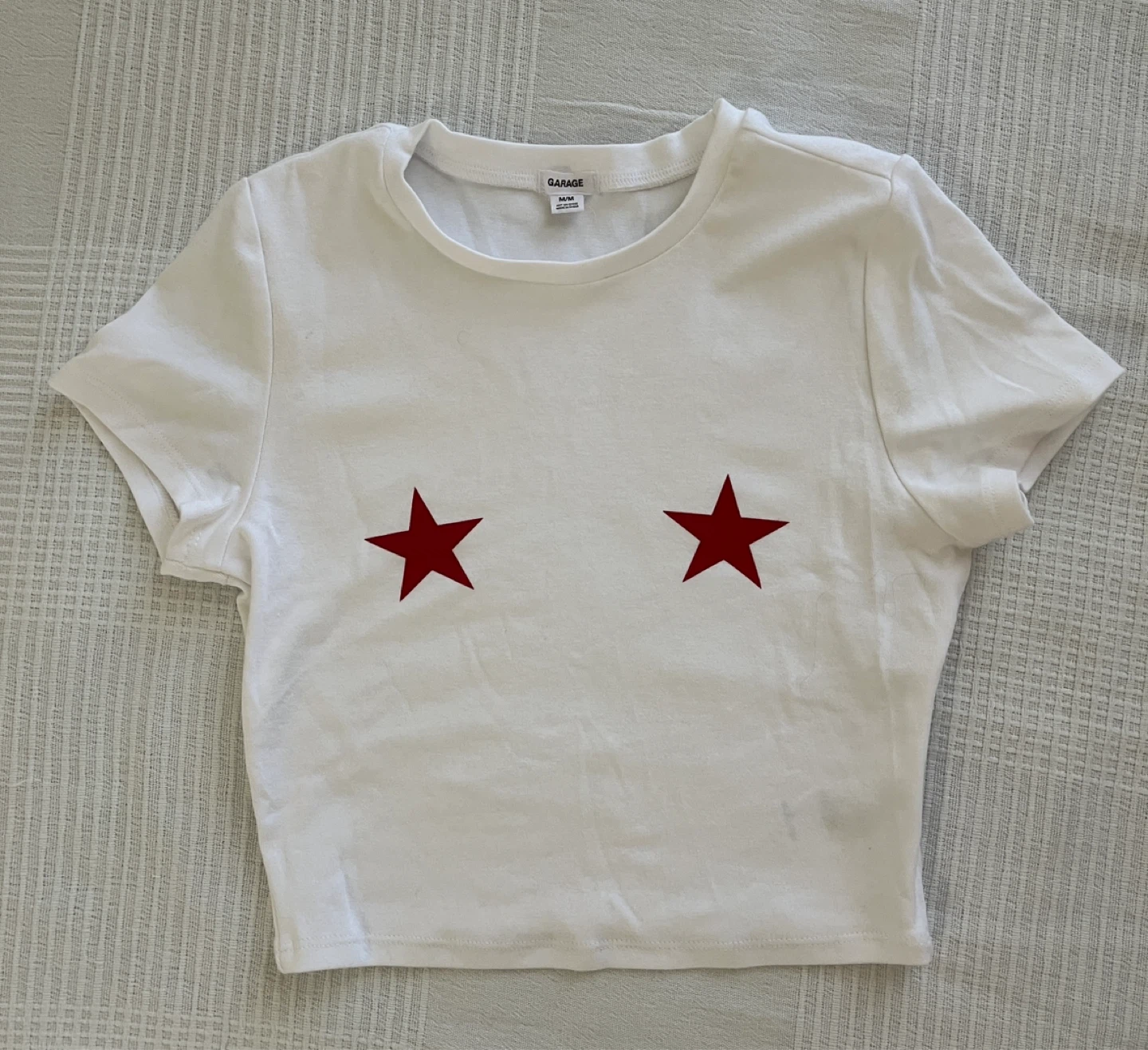 Garage White Cropped T-Shirt with Red Stars