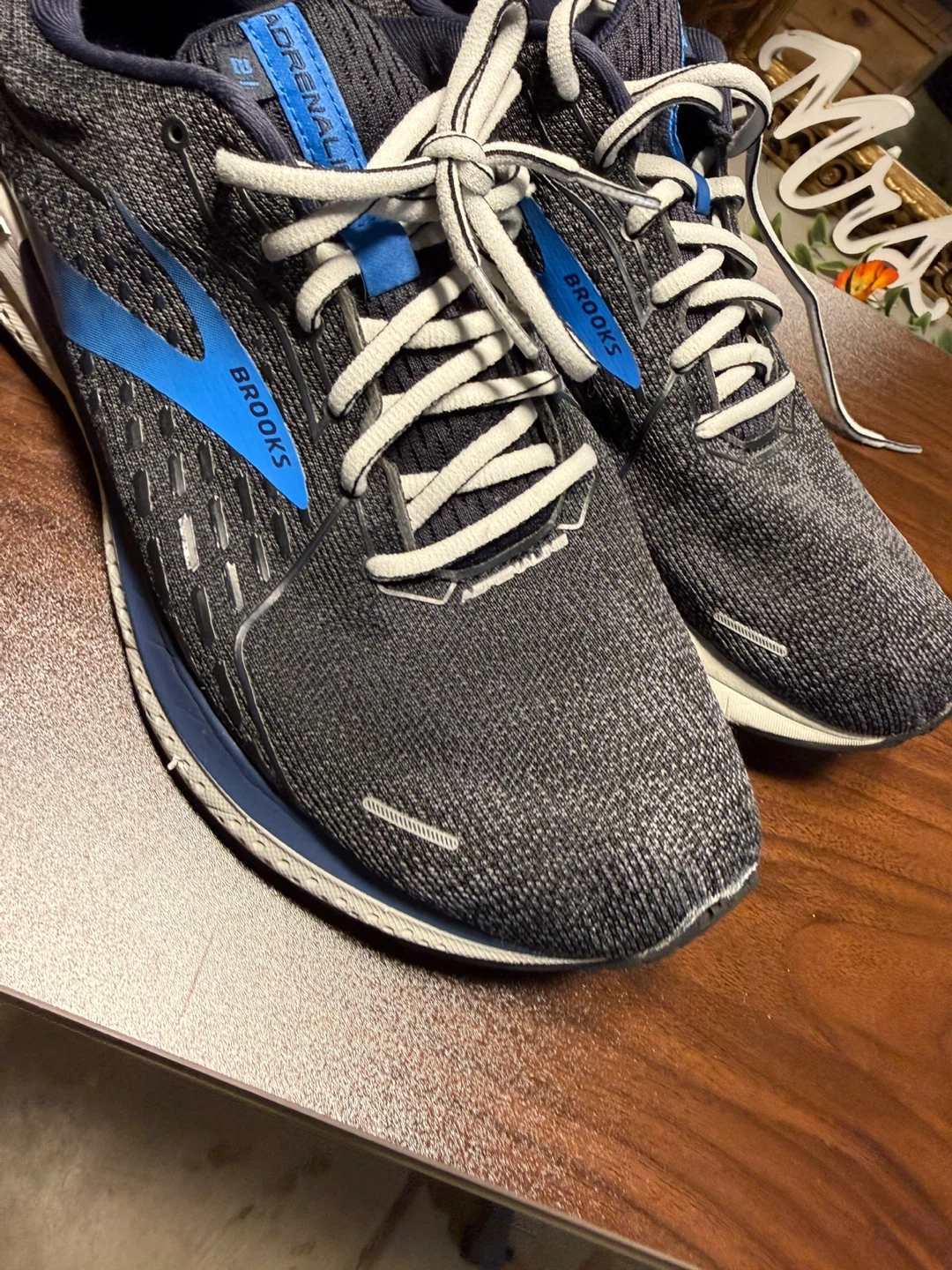 Brooks Adrenaline GTS 21 Men's Running Shoes