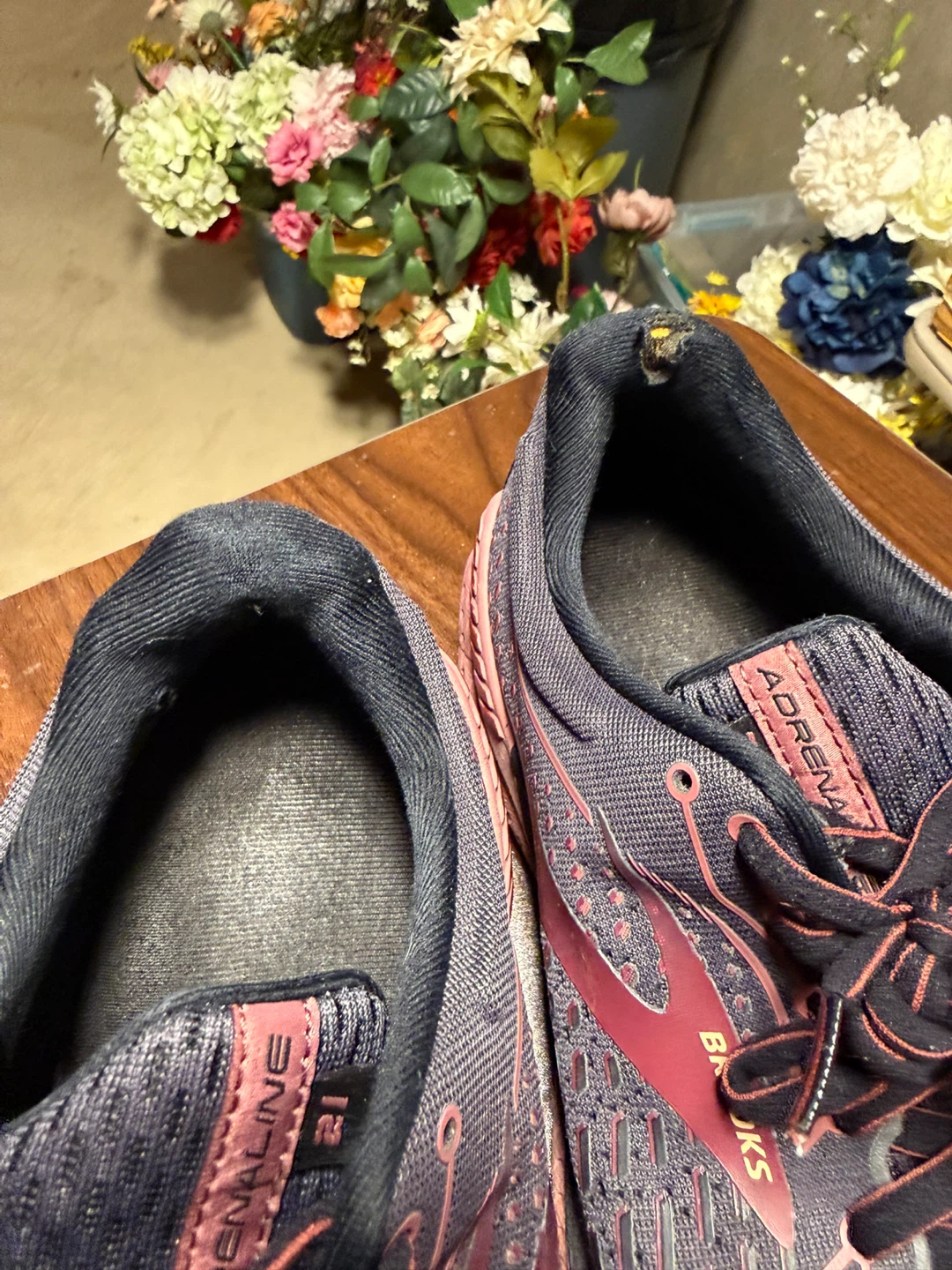 Brooks Adrenaline GTS 21 Women's Running Shoes Size 8 - photo 5