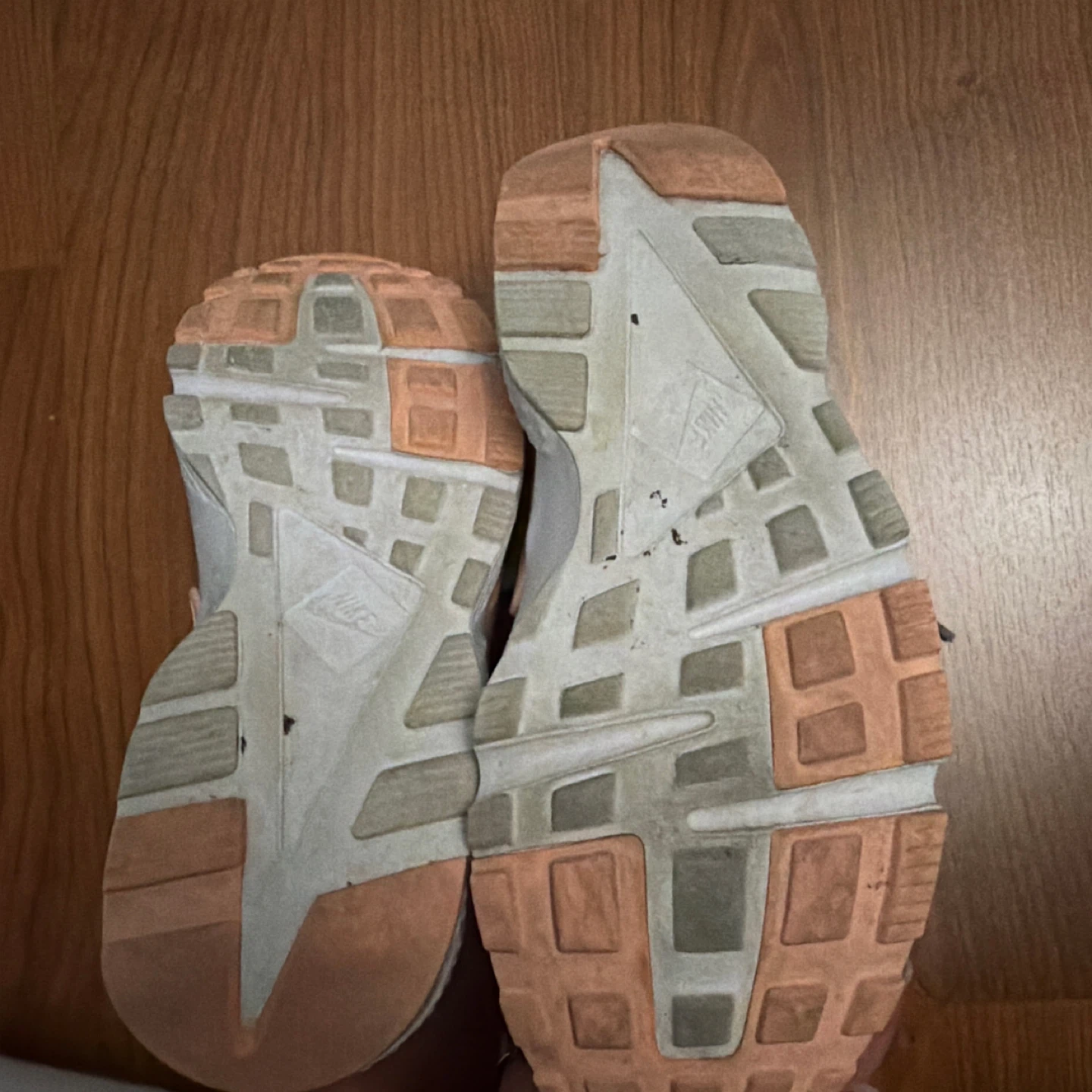 Nike Air Huarache Youth GS Shoes Size 6.5Y - photo 4