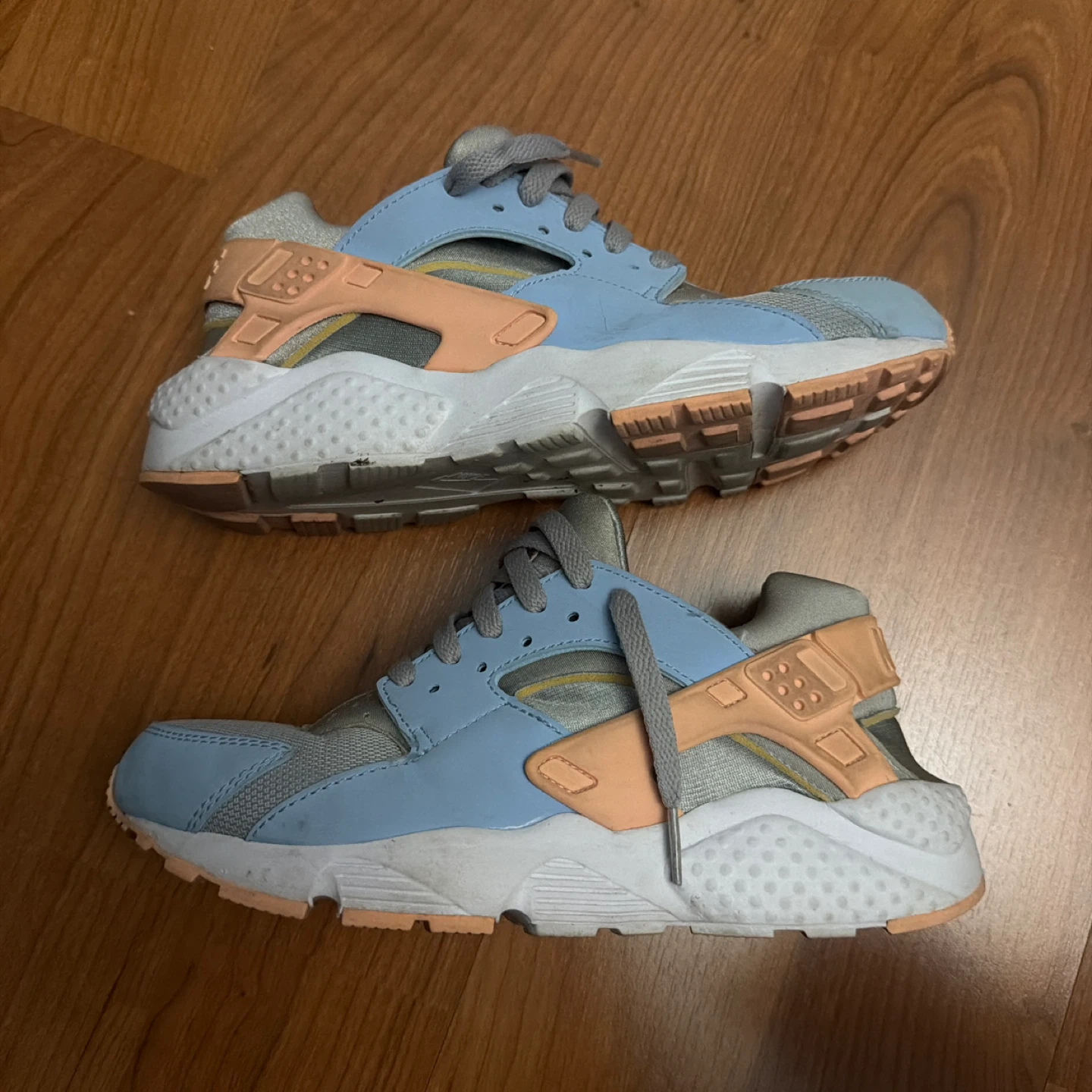 Nike Air Huarache Youth GS Shoes Size 6.5Y