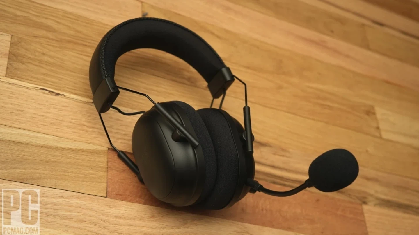 Razer BlackShark v2 pro wireless gaming headset