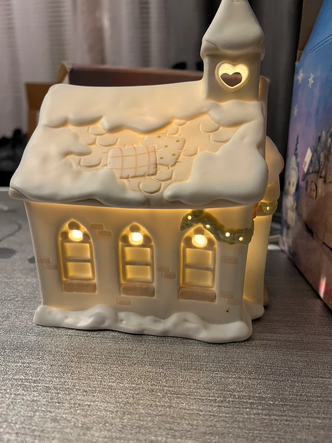 Enesco Precious Moments Sam's House Porcelain Night Light - photo 3
